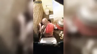 Village Aunty Getting Quick Fuck In The Fields Behind House
