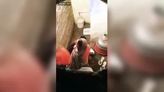 Village Aunty Getting Quick Fuck In The Fields Behind House