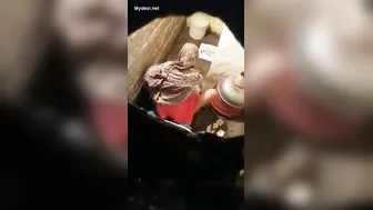 Village Aunty Getting Quick Fuck In The Fields Behind House