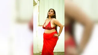 Hot Aunty Teasing With Red Bra Before Revealing Her Dark Tips