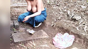 Village Aunty Stripping Naked For Her Outdoor Bath Looking Sexy