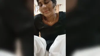 Having Passionate Sex With My Horny Aunty In Her Bedroom Today