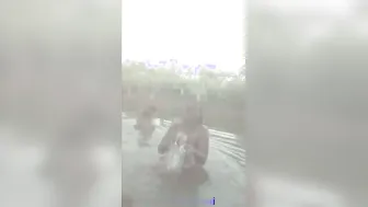 Desi Aunty Bathing Naked In Pond Before Getting Fucked Outdoor