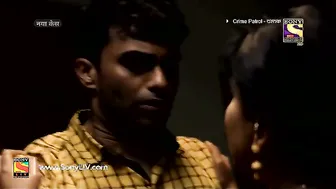 Indian Aunty Making Move On Young Guy Seducing Him Completely