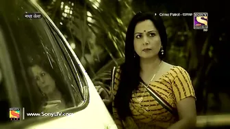 Indian Aunty Making Move On Young Guy Seducing Him Completely
