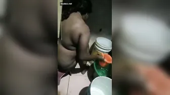 Desi Bhabhi Washing Herself After Wild Afternoon Fucking Hard