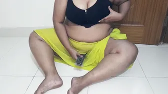 Neighbor Aunty Getting So Horny She Fucks Herself With Remote