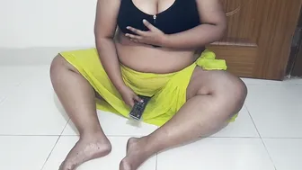 Neighbor Aunty Getting So Horny She Fucks Herself With Remote