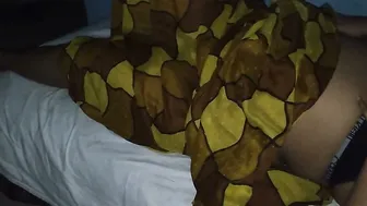 Hot Kolkata Aunty Showing Off Her Curves And Touching Herself