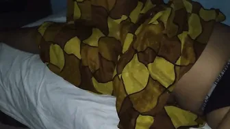 Hot Kolkata Aunty Showing Off Her Curves And Touching Herself