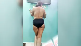 Married Aunty Stripping And Playing Live For Her Secret Lover