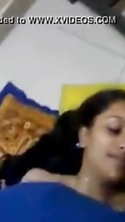 Desimms of a college hotty having enjoyment with her friends in their hostel