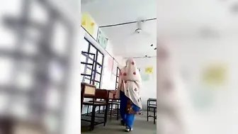 Hidden web camera Indian mms of a mature bhabhi have a fun a quick fuck