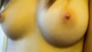 Selfshot pornvideos of a gorgeous teen showing off her hot slender body