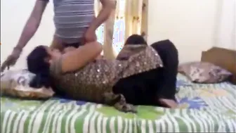 Mallu aunty xxx movie scene with spouse ally in her home