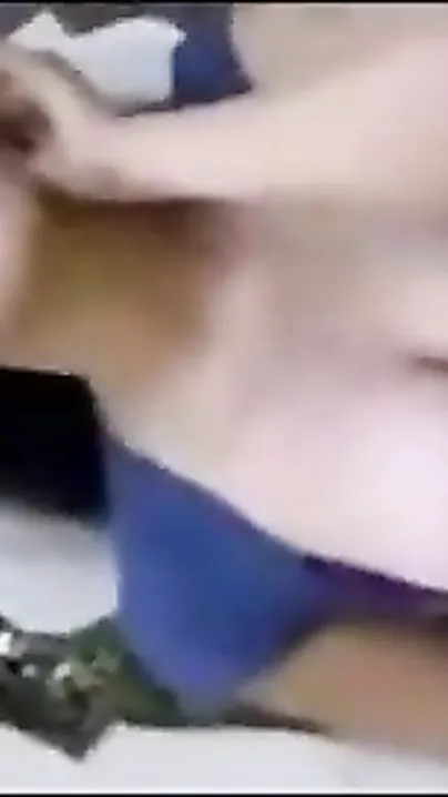 Indian outdoor sex between a school cutie and his boyfriend