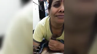 Bhabhi sex episode giving a blowjob to her manager in the store