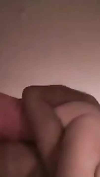 A romantic Indian hot video of an non-professional college pair