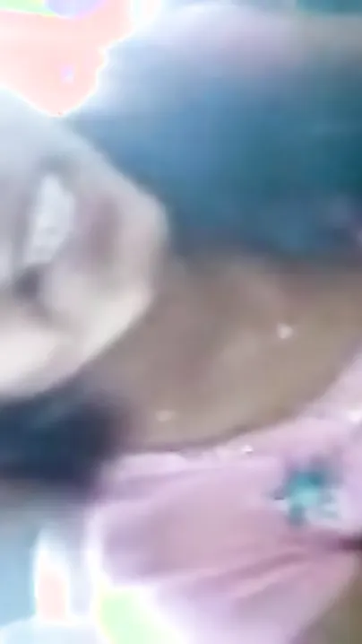 Desi mms of a college cutie having sex with bf in his car