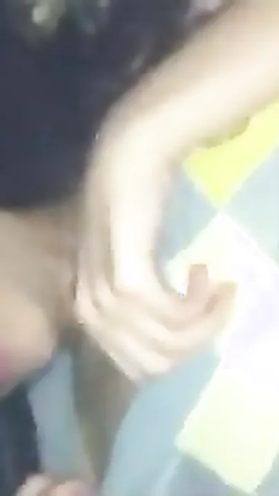 NRI chap bonks his girlfriends constricted pink fur pie in her hostel room