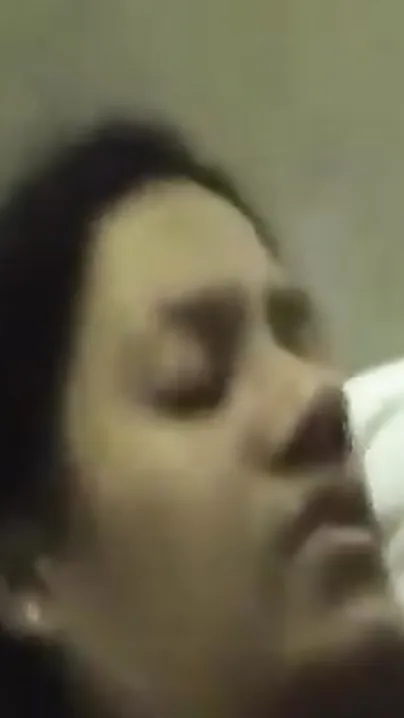 Horny bhabhi enjoys hardcore sex with husbands superlatively good ally