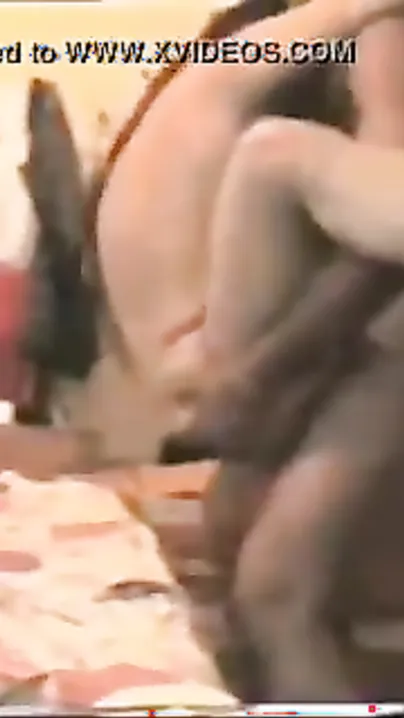Desi bhabhi enjoys a romantic home sex session with spouse