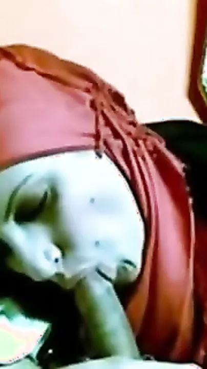 Beautiful bhabhi gives an astounding oral sex to husbands ally