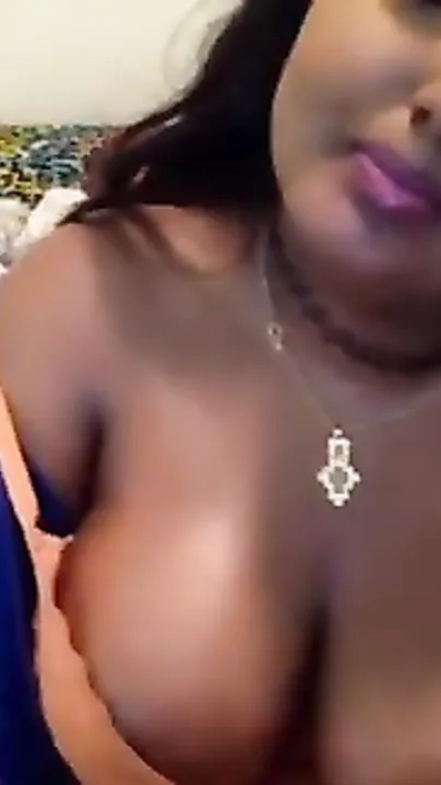 Big pantoons desi slut is teasing and satisfying her fans on livecam