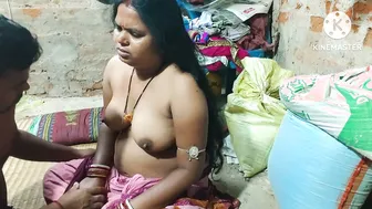 Neighbor Aunty Caught Naked Video Leaked Spreading Everywhere