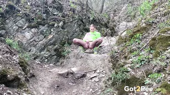 Curvy Aunty Showing Off Her Body In Sexy Black Fishnets