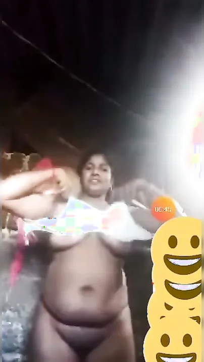 Lonely Tamil Aunty Masturbating On Video Call For Her Boyfriend
