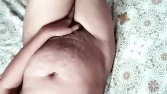 Tamil Aunty Masturbating Live On Webcam For Random Stranger Now