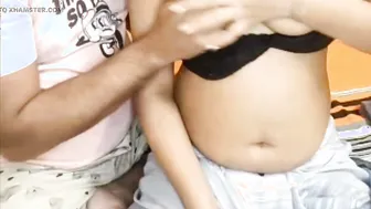 Indian Mature Aunty Begging For Dick Inside Her Wet Pussy Now