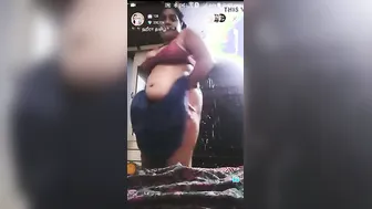 Tamil Aunty Doing Naughty Live Sex Show Getting Herself Off