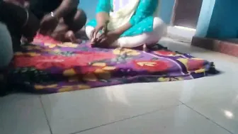 Village Aunty Fucking Husband's Friend When He's Away At Work