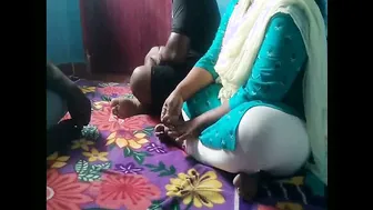 Village Aunty Fucking Husband's Friend When He's Away At Work