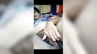 Tamil Bhabhi Fingering Her Wet Pussy Alone In The Bedroom