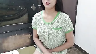 Delivering Groceries To Aunty And Fucking Her Needy Pussy