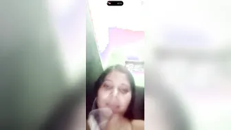 Horny Aunty Showing Her Pissing Pussy During Naughty Video Chat