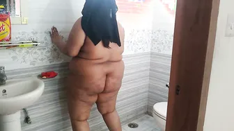 Tamil Aunty Fucked Senseless In Bathroom By Neighbor Boy