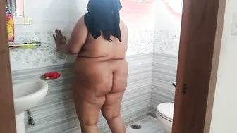 Tamil Aunty Fucked Senseless In Bathroom By Neighbor Boy