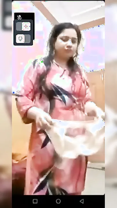 Desi Aunty Doing Dirty Video Call Stripping Clothes For Lover