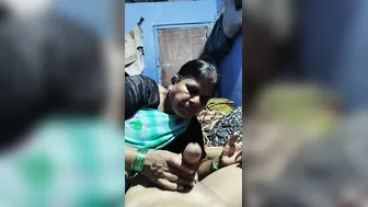 Horny Married Aunty Spreading Her Legs Wide For Hardcore Fucking