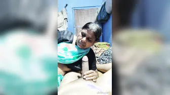 Horny Married Aunty Spreading Her Legs Wide For Hardcore Fucking