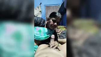 Horny Married Aunty Spreading Her Legs Wide For Hardcore Fucking