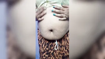 Watching Sexy Aunty Dance Before Taking Her To The Bedroom