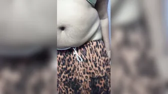 Watching Sexy Aunty Dance Before Taking Her To The Bedroom