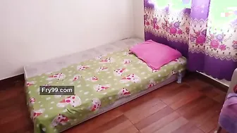 Massage Guy Giving Aunty A Quick Pounding In The Parlor