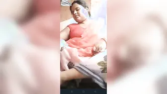 Bored Housewife Touching Herself For Stranger During Video Chat