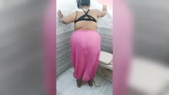 Big Ass Desi Milf Aunty Getting Railed From Behind On The Bed